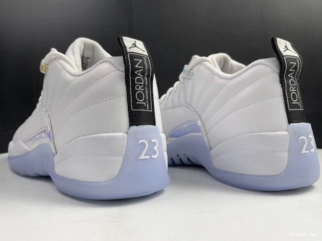DB0733-190 12 RETRO EASTER AIR JORDAN LOW (2021) 0821